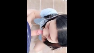 Chinese Cam Girl 刘婷 LiuTing - Public Bathroom