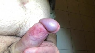 Pulling back my foreskin with cumshots 21.11.2017